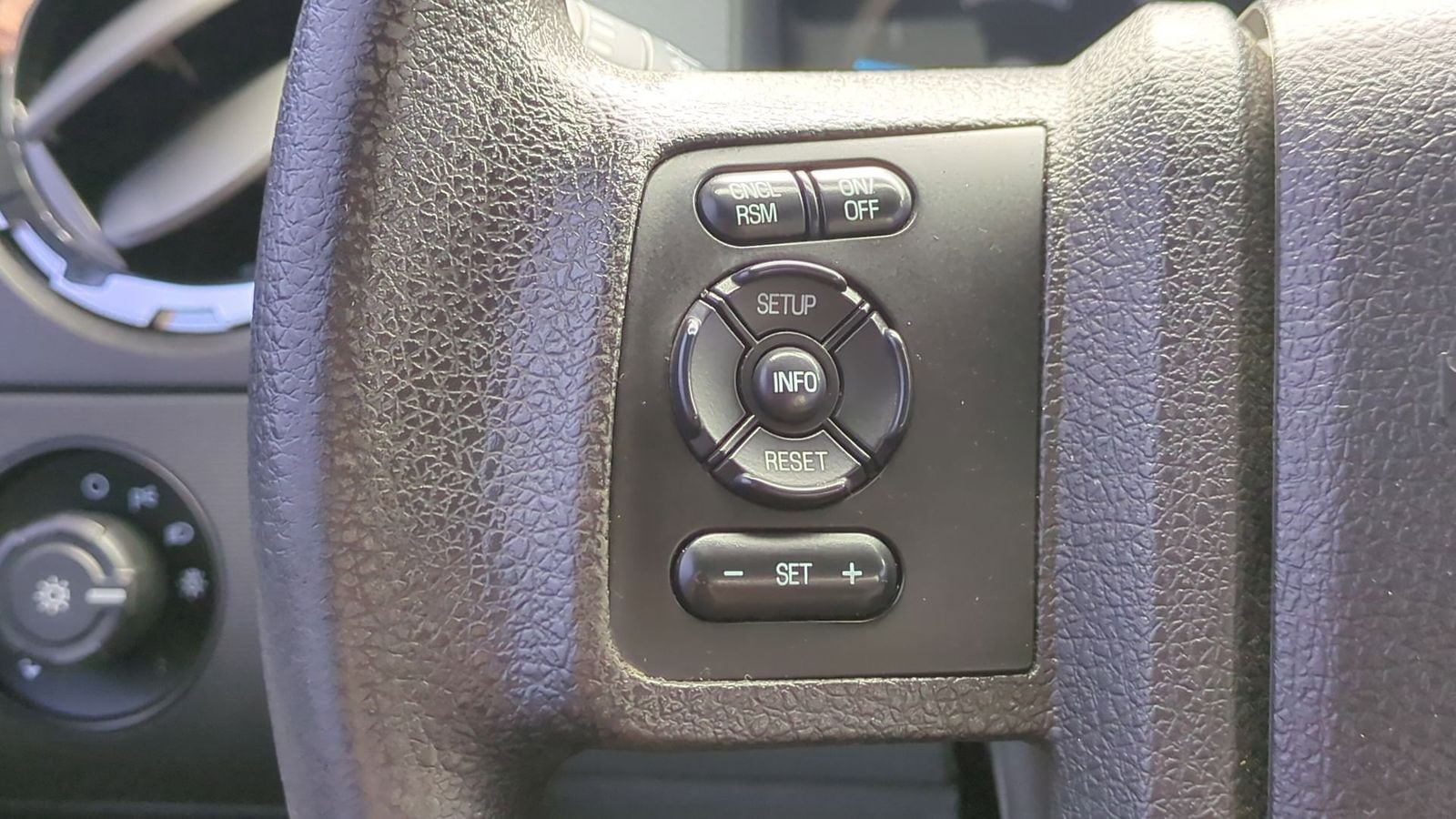 Thumbnail: 2016 Ford F-250 - 26