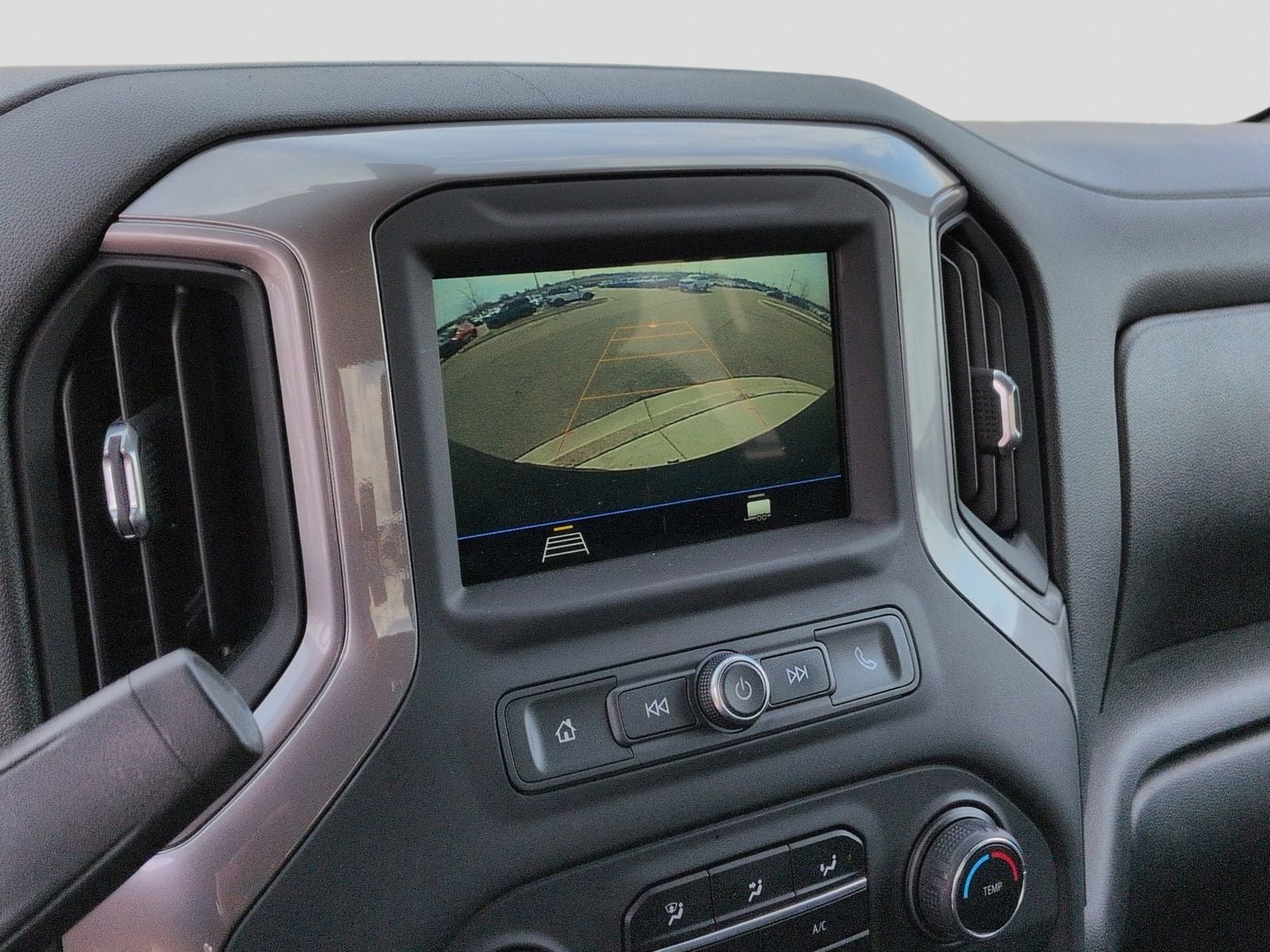 Thumbnail: 2019 Chevrolet Silverado 1500 - 29