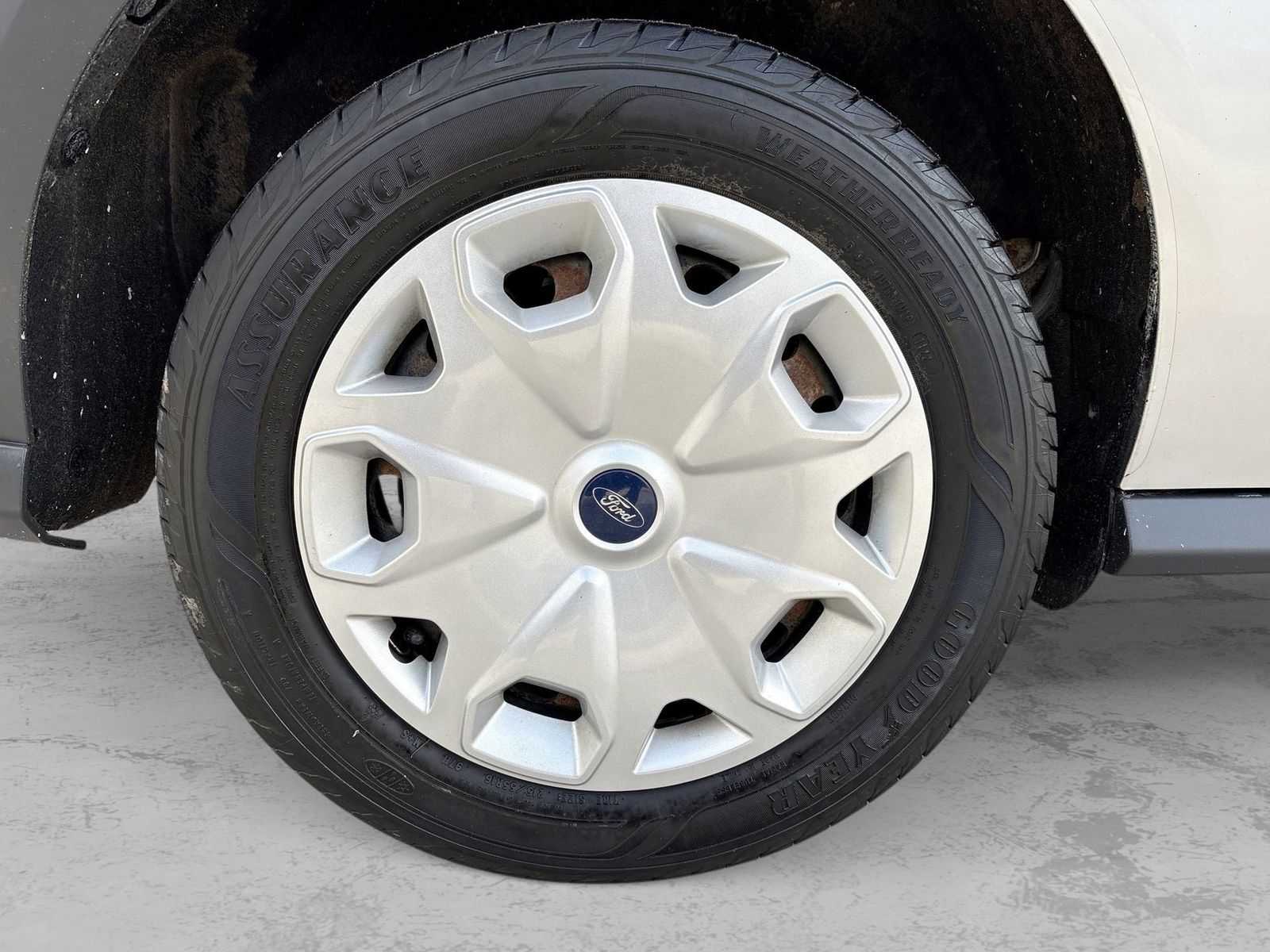 Thumbnail: 2016 Ford Transit Series - 15