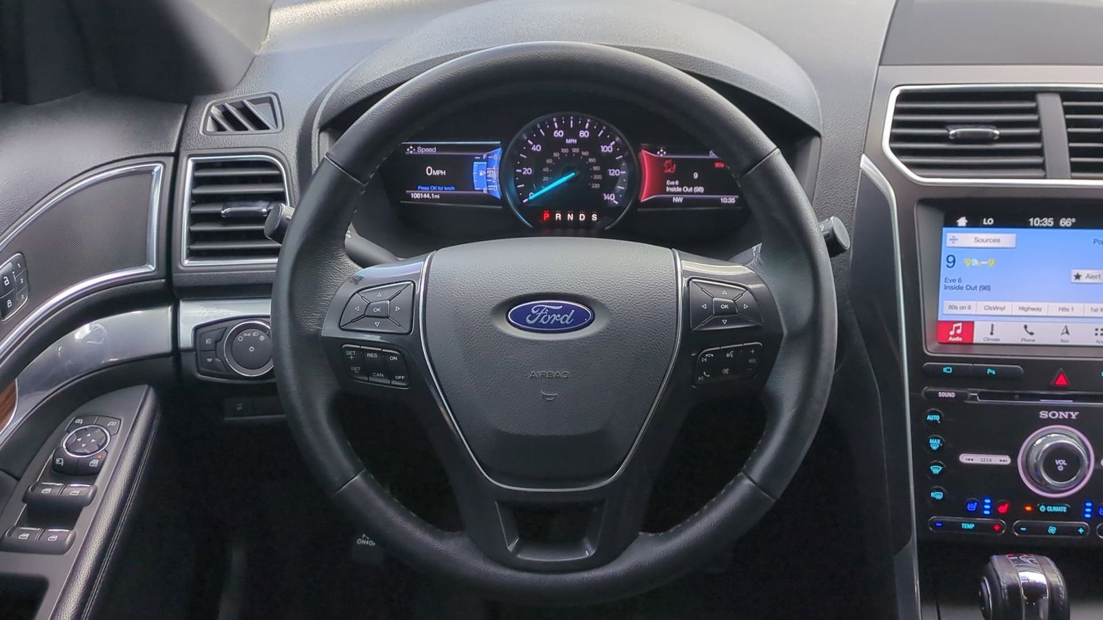 Thumbnail: 2018 Ford Explorer - 32