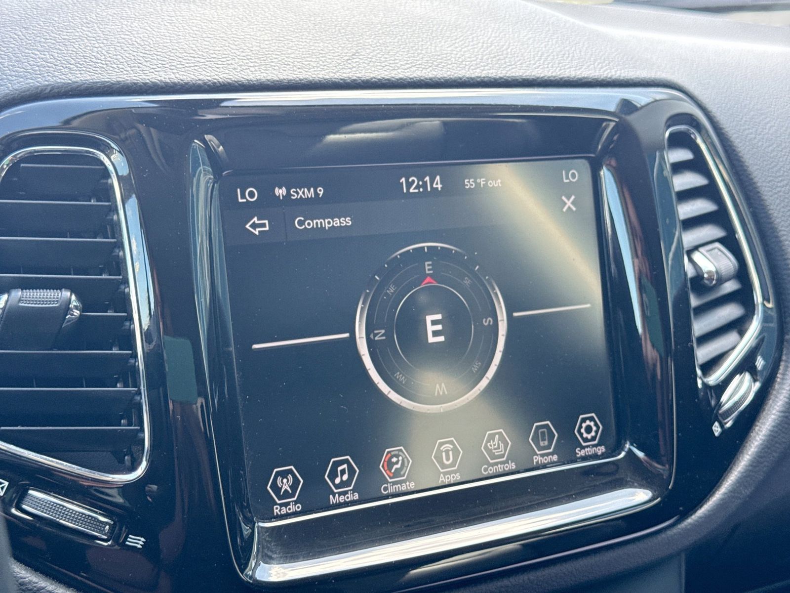 Thumbnail: 2019 Jeep Compass - 29