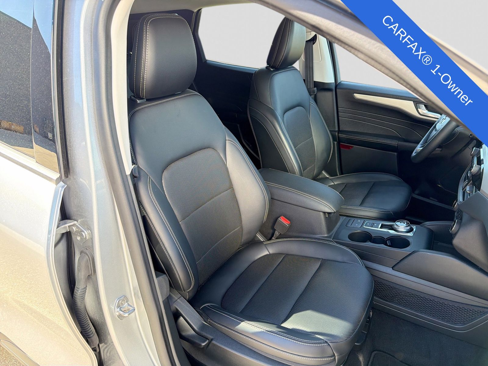 Thumbnail: 2021 Ford Escape - 26