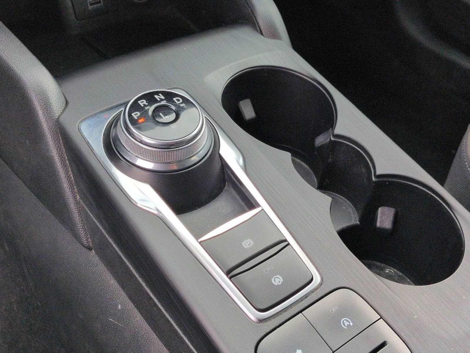 Thumbnail: 2020 Ford Escape - 31