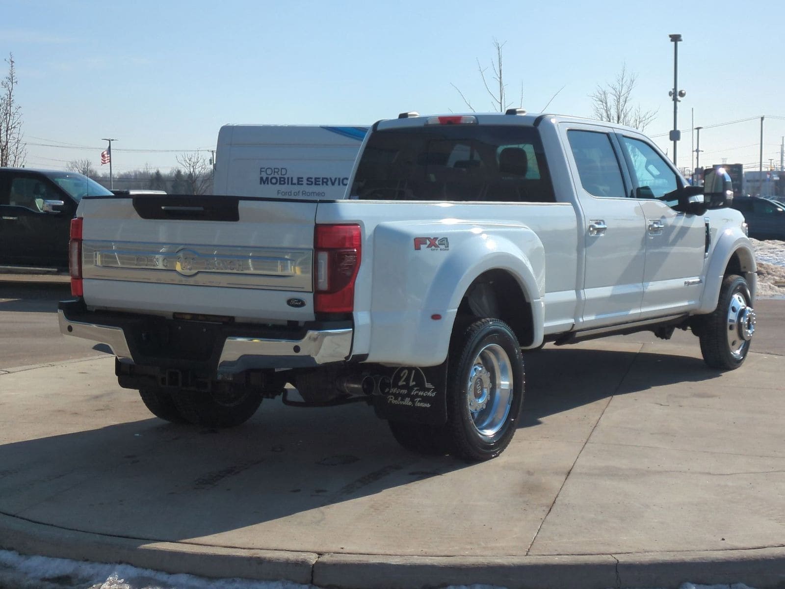 Thumbnail: 2022 Ford F-450 - 8