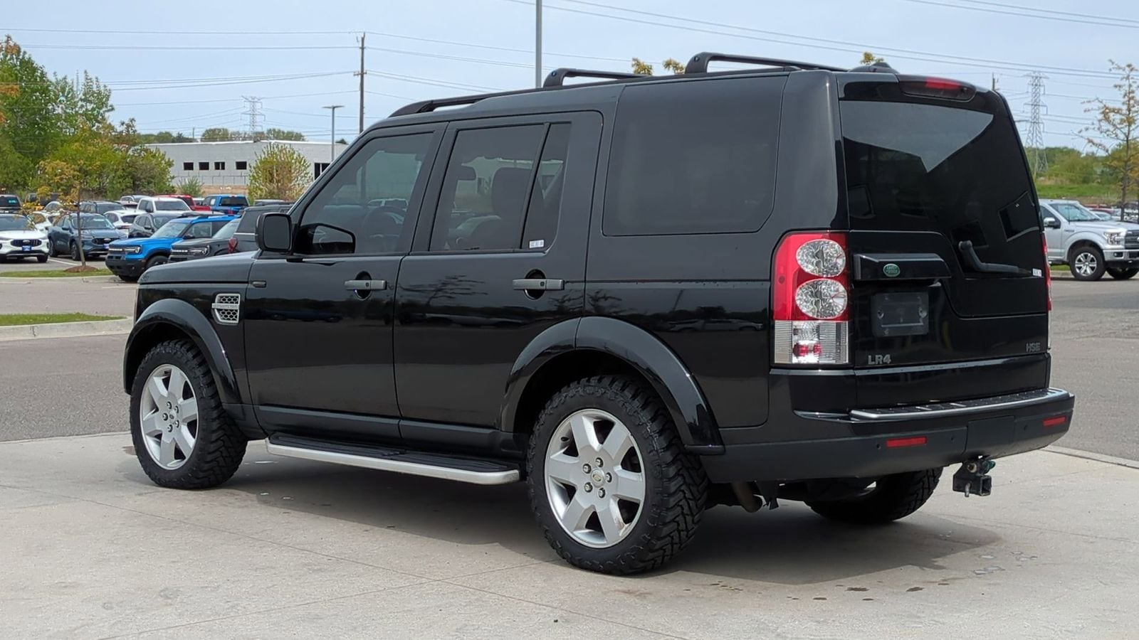 Thumbnail: 2011 Land Rover LR4 - 3