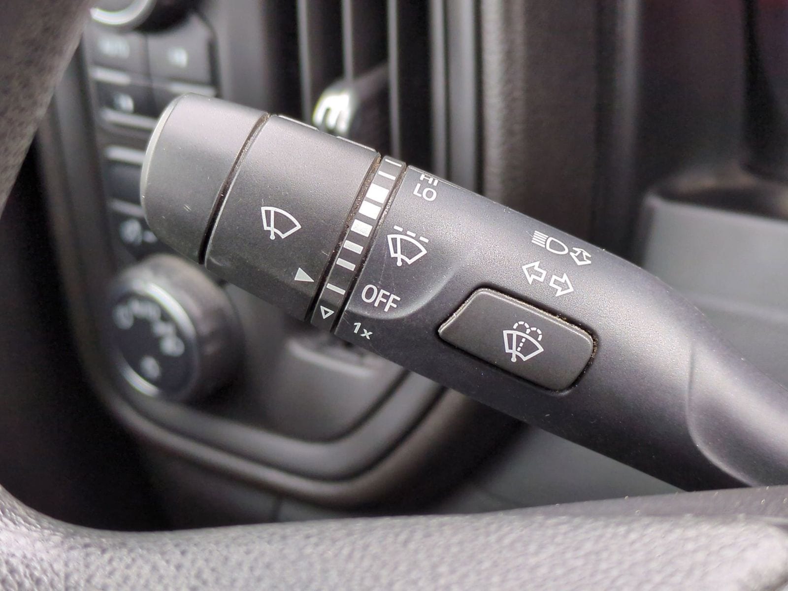 Thumbnail: 2021 Chevrolet Silverado 1500 - 28