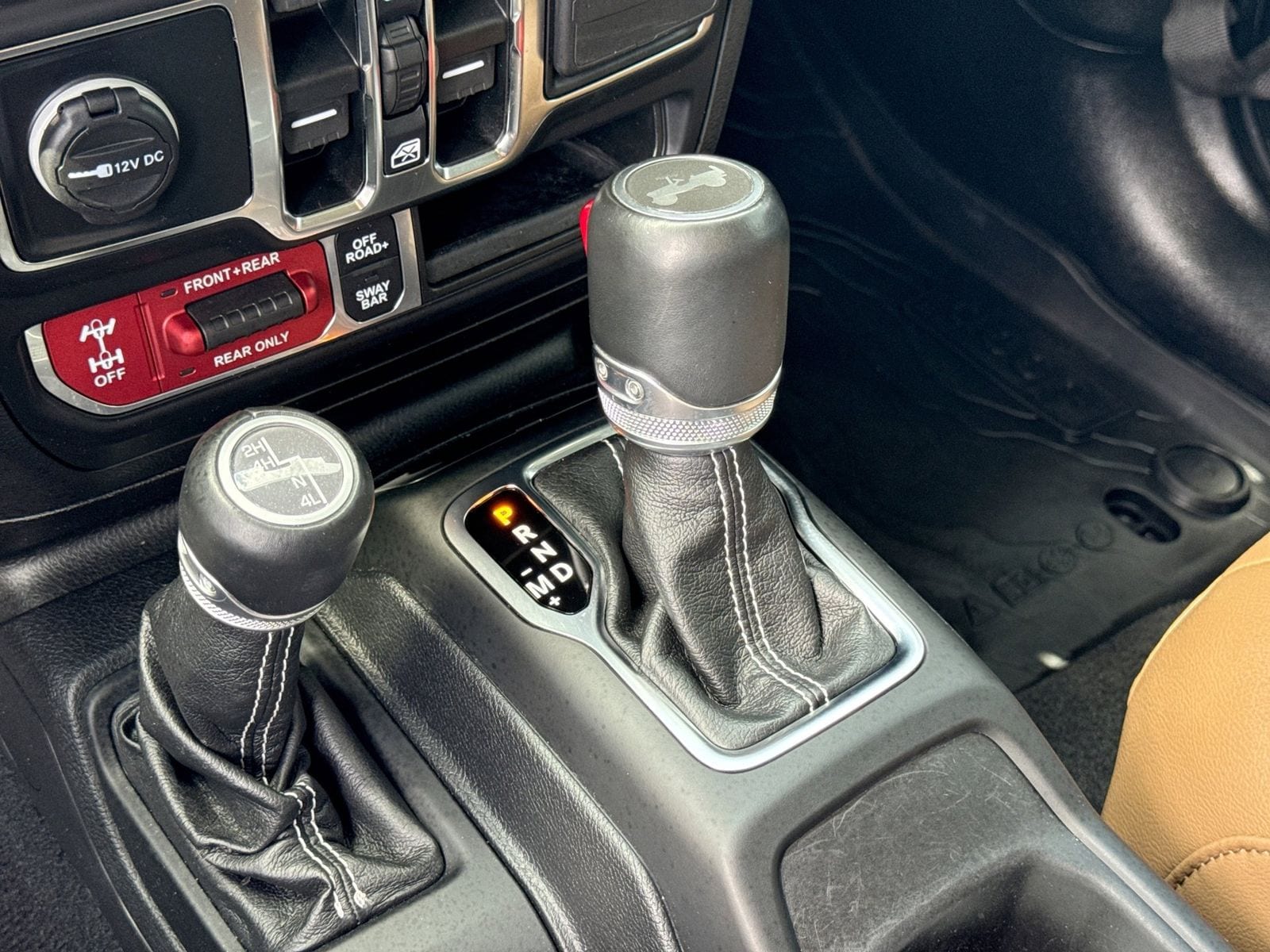 Thumbnail: 2021 Jeep Wrangler - 34