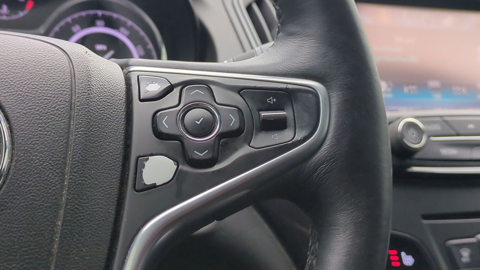 Thumbnail: 2016 Buick Regal - 26