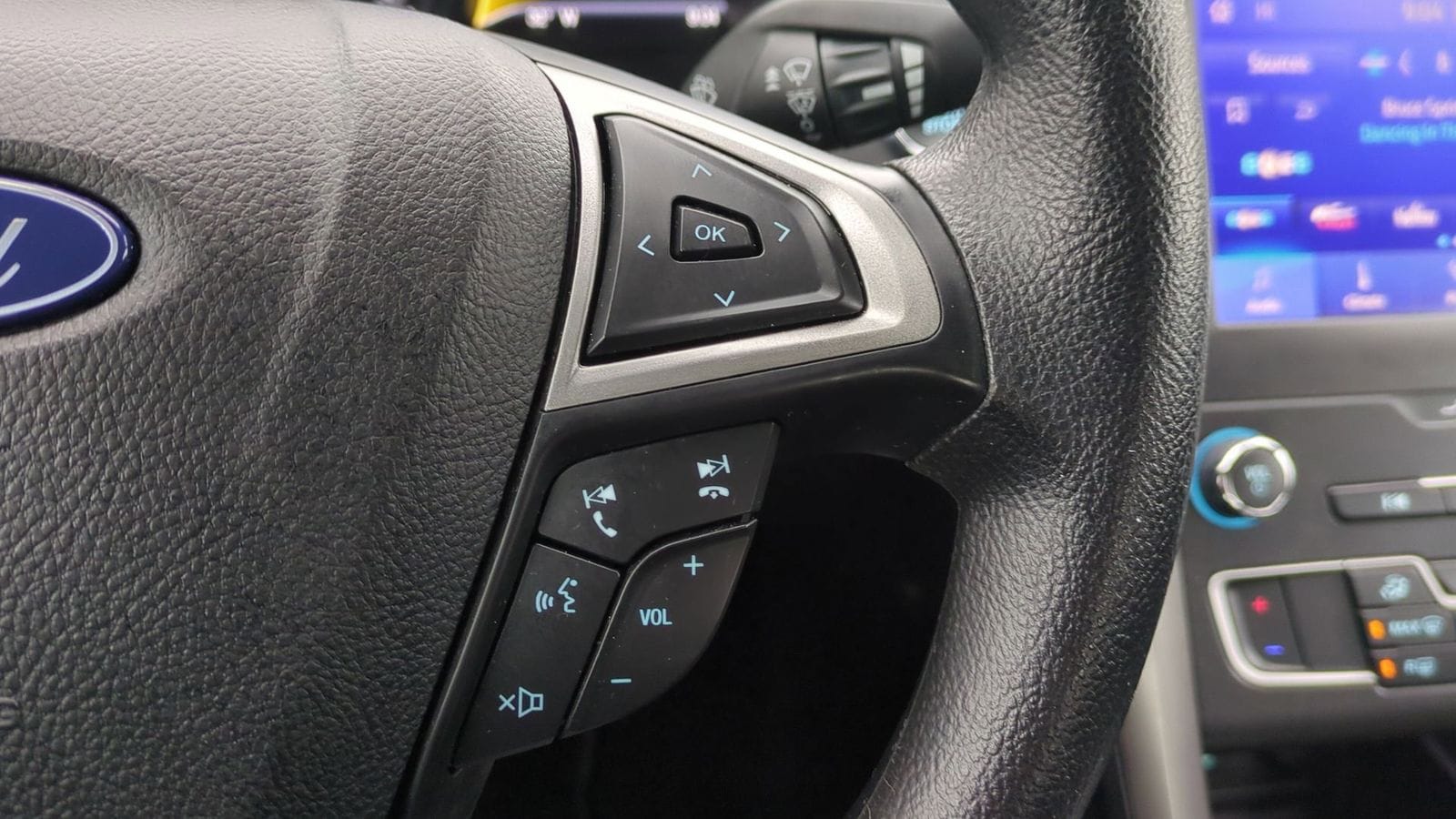 Thumbnail: 2020 Ford Fusion - 24