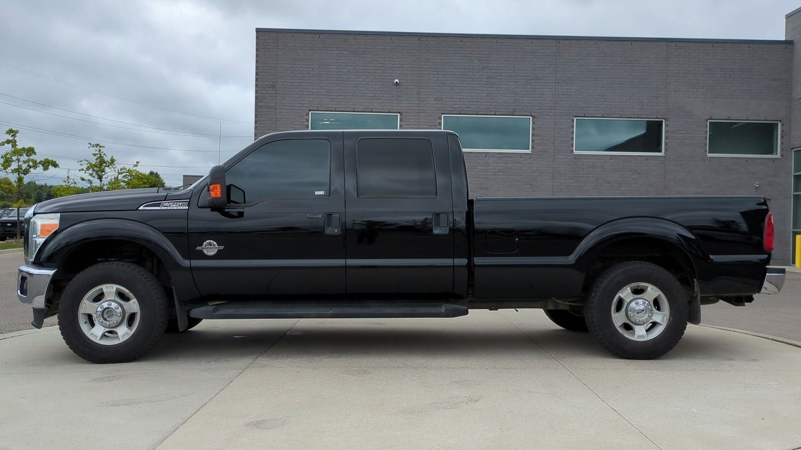 Thumbnail: 2016 Ford F-250 - 3