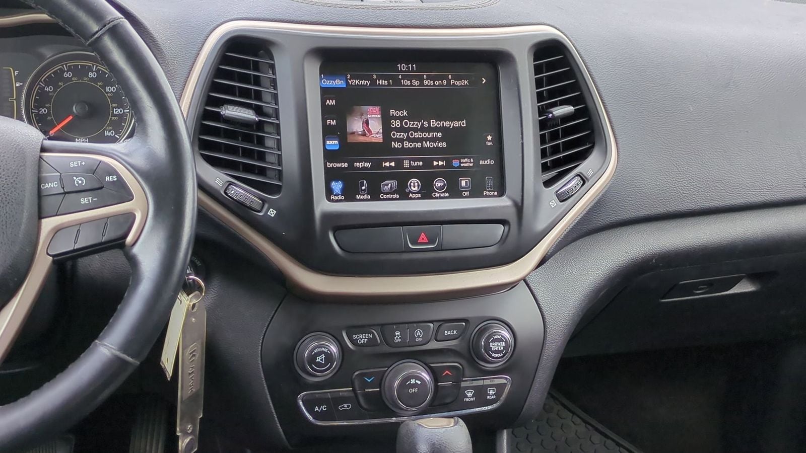 Thumbnail: 2015 Jeep Cherokee - 27
