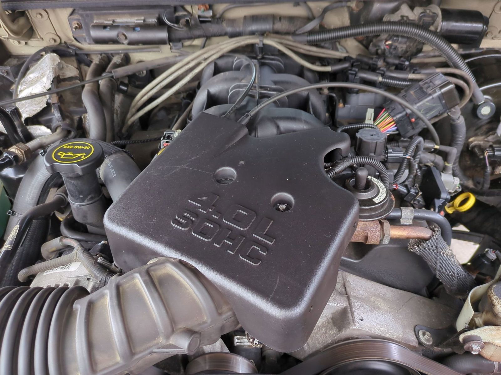 Thumbnail: 2003 Ford Explorer Sport Trac - 15