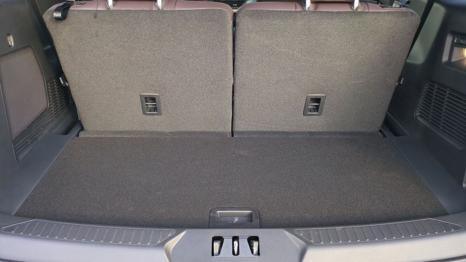 Thumbnail: 2026 Ford Explorer - 36