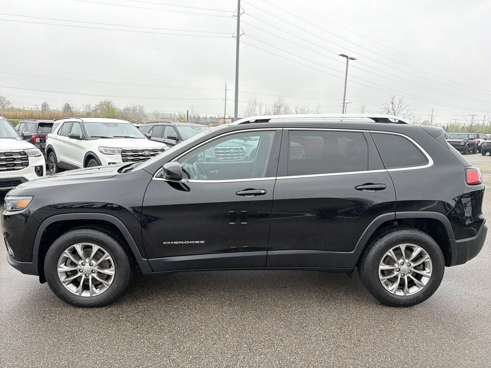 Thumbnail: 2021 Jeep Cherokee - 3