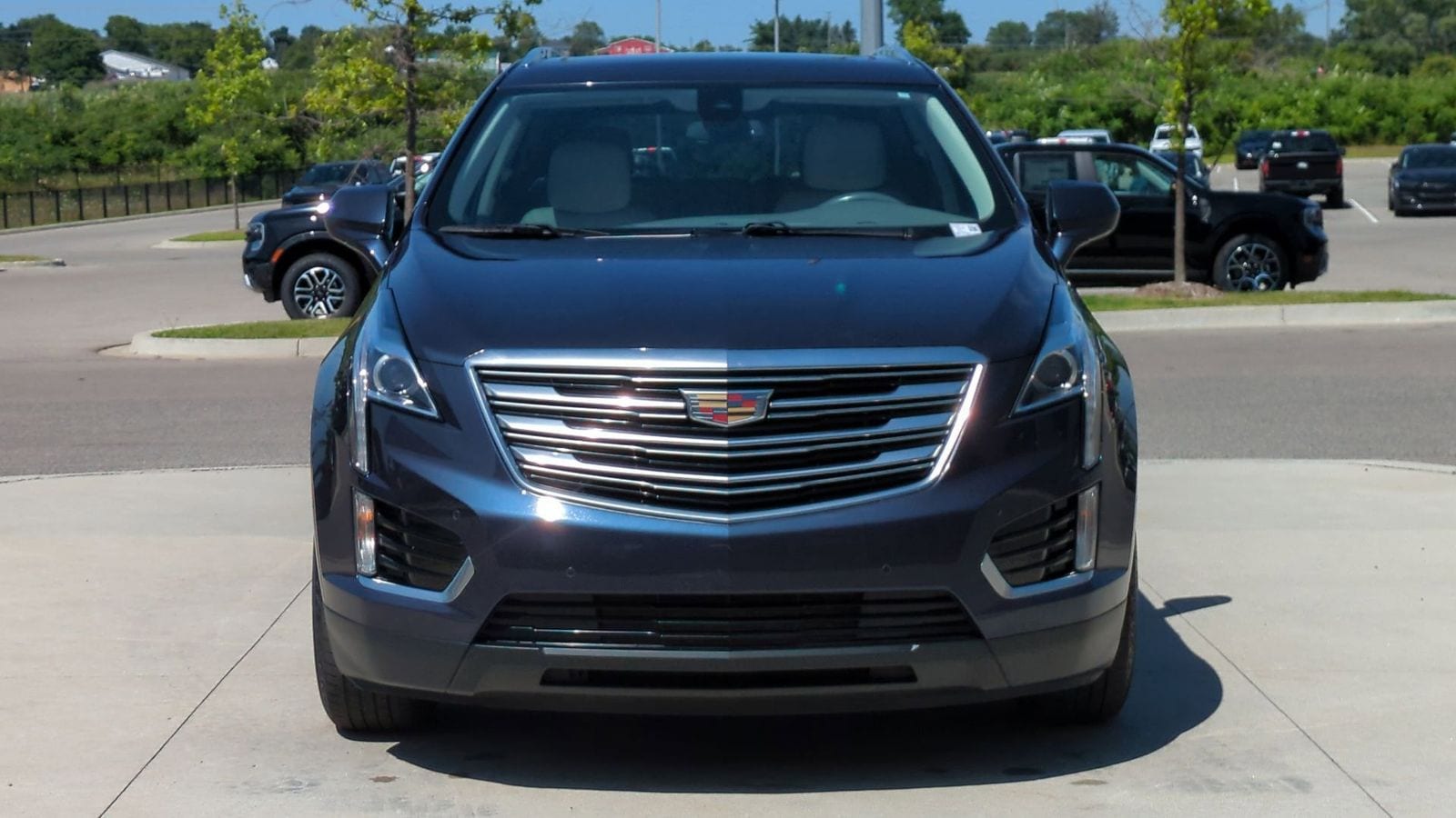 Thumbnail: 2018 Cadillac XT5 - 10
