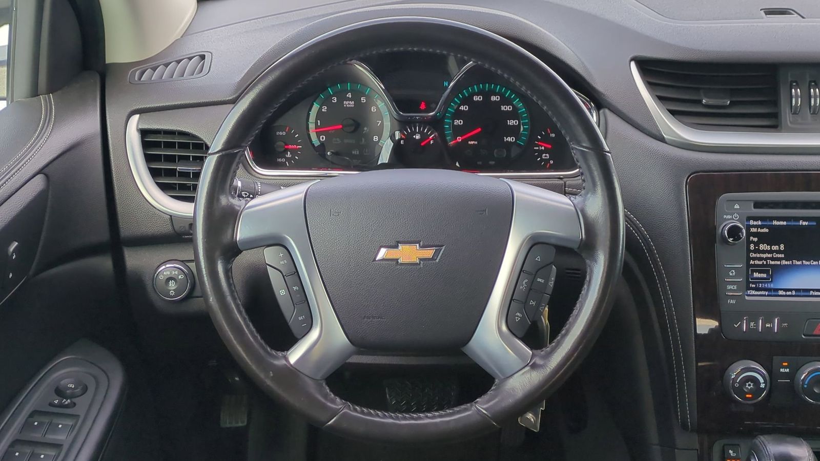 Thumbnail: 2017 Chevrolet Traverse - 24