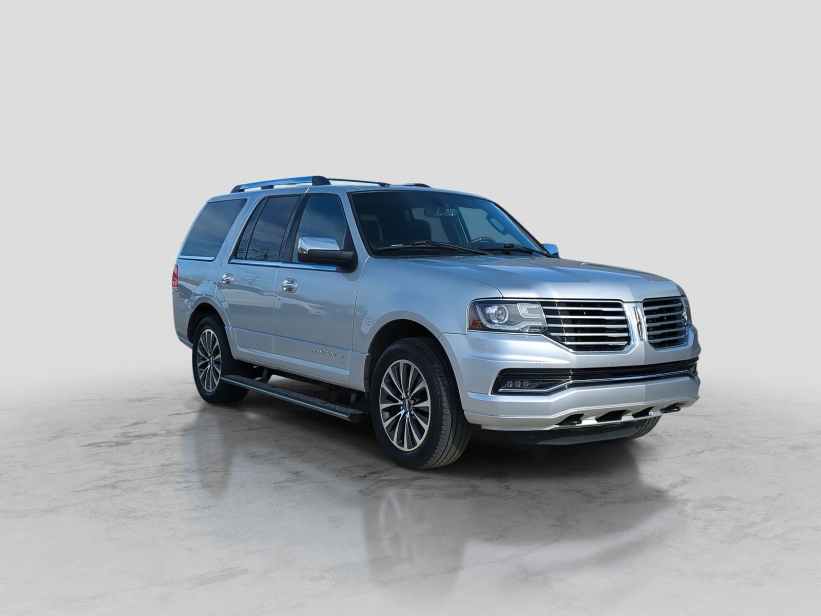 Thumbnail: 2016 Lincoln Navigator - 10
