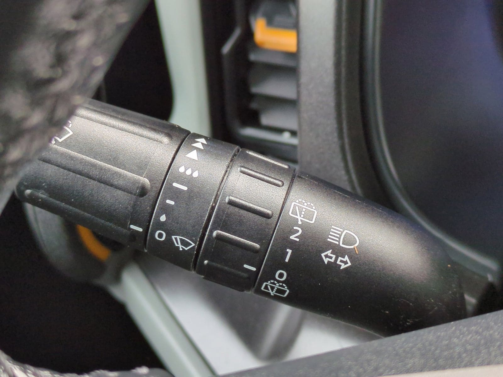 Thumbnail: 2022 Ford Bronco - 32