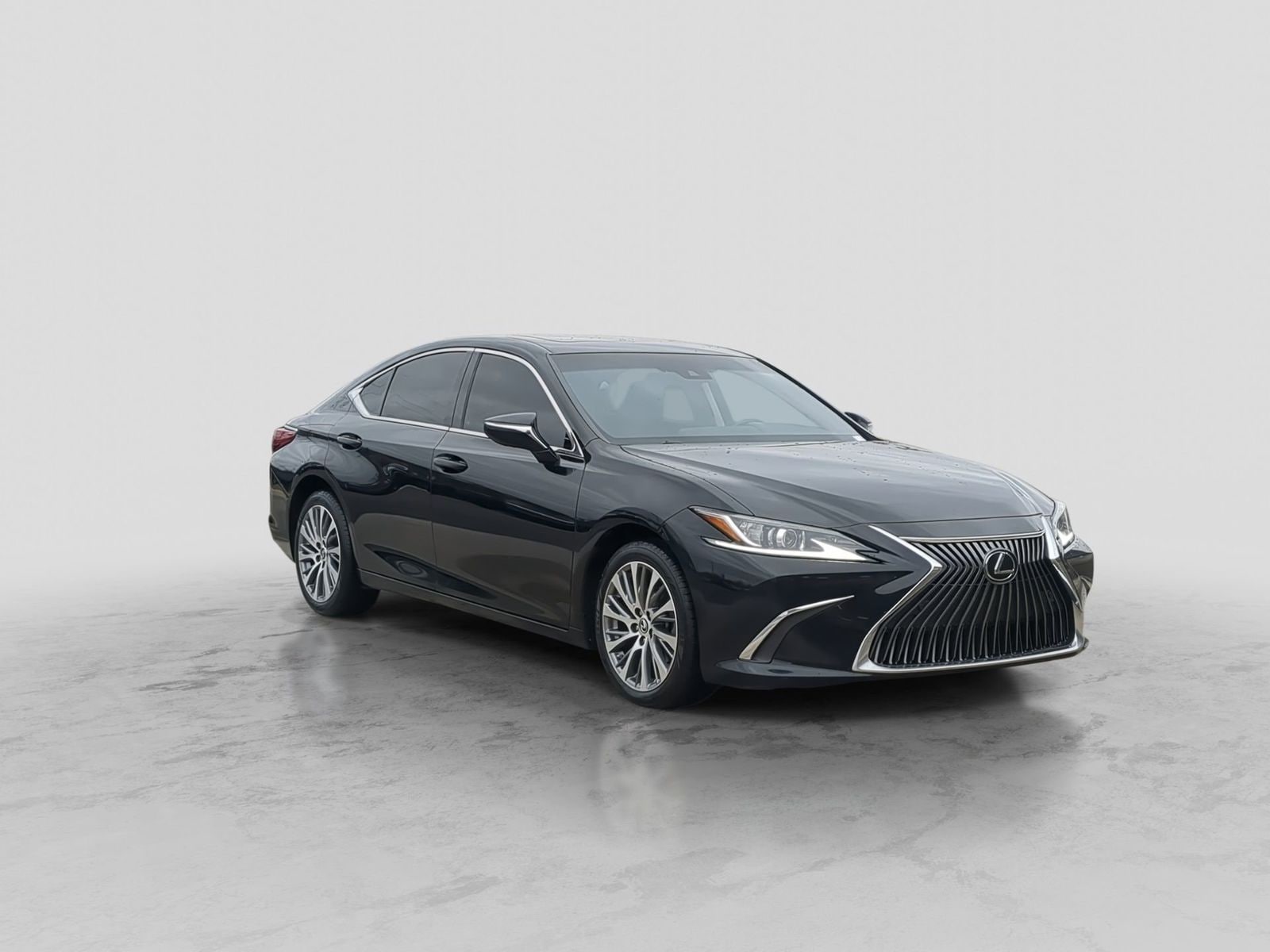 Thumbnail: 2021 Lexus ES - 10