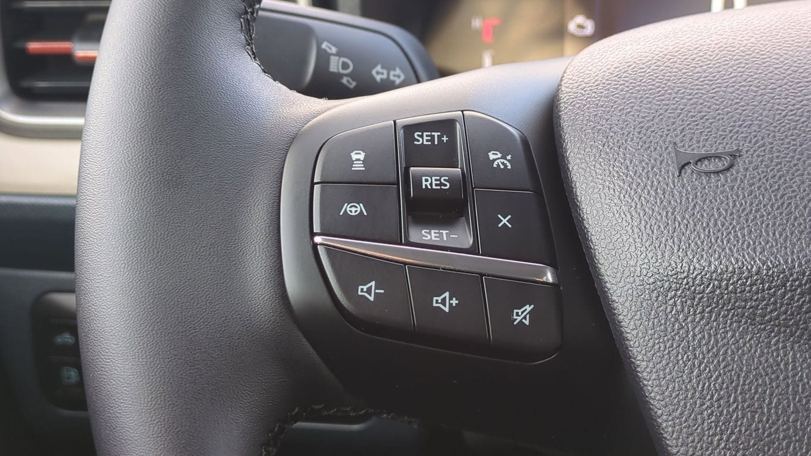 Thumbnail: 2025 Ford Maverick - 21