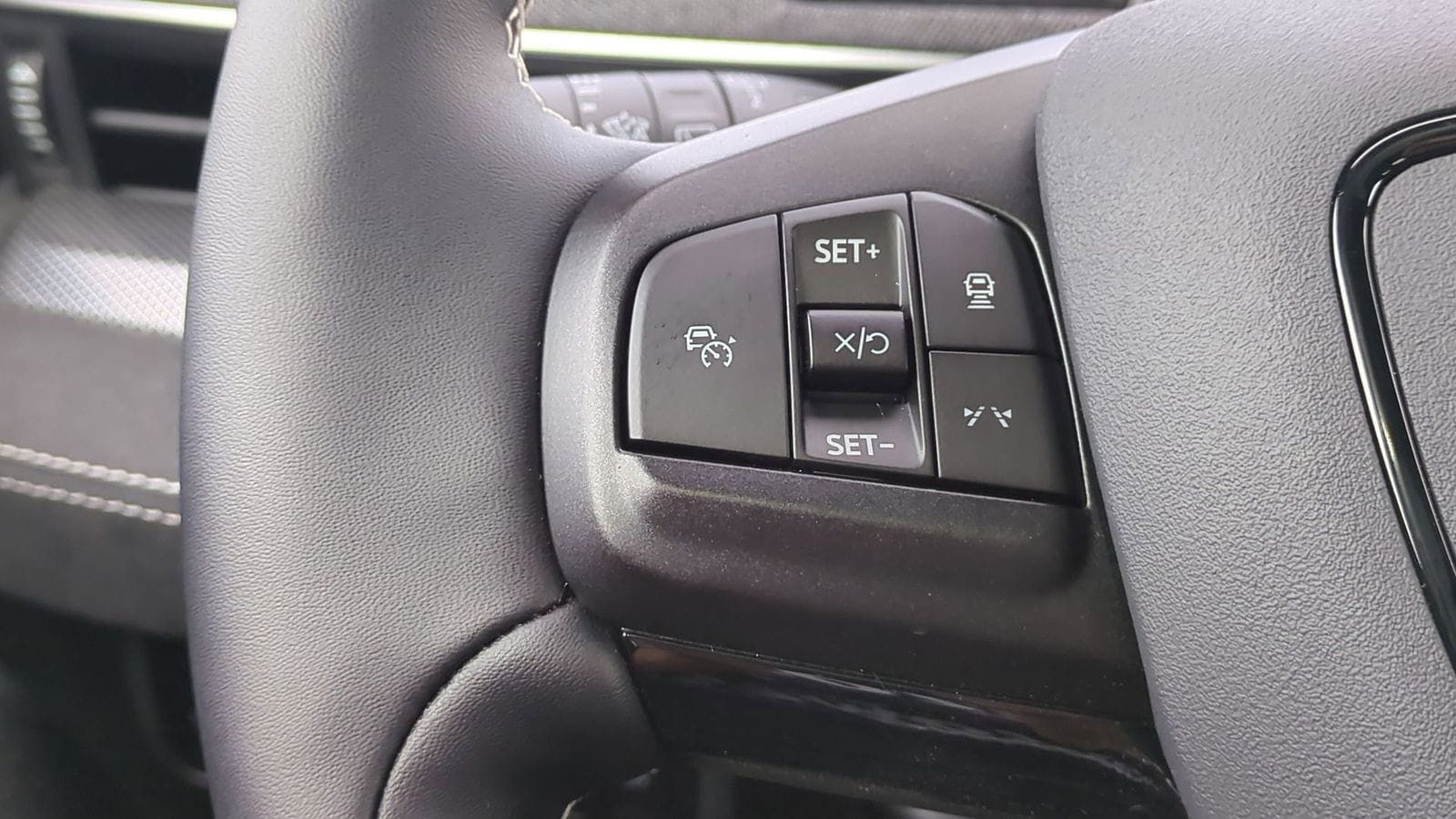 Thumbnail: 2025 Ford Mustang Mach-E - 24