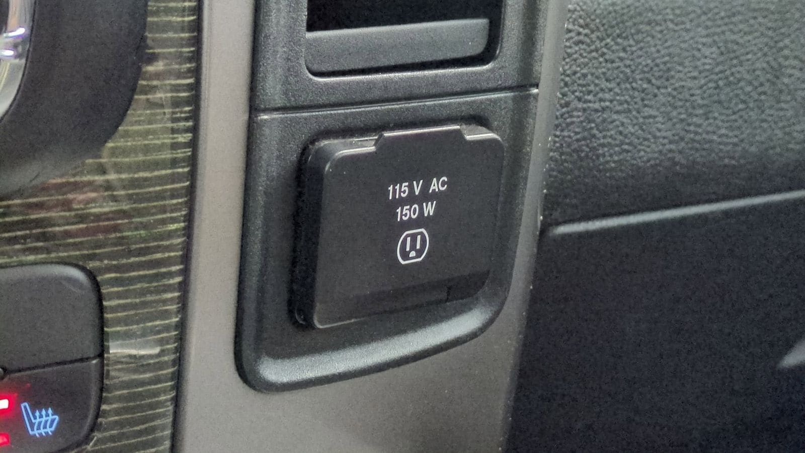 Thumbnail: 2015 RAM 2500 - 37