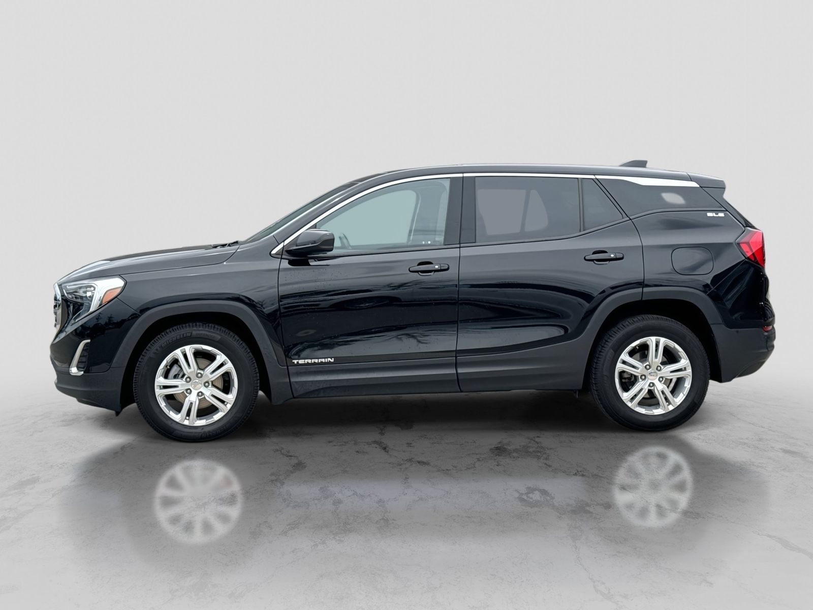 Thumbnail: 2020 GMC Terrain - 3