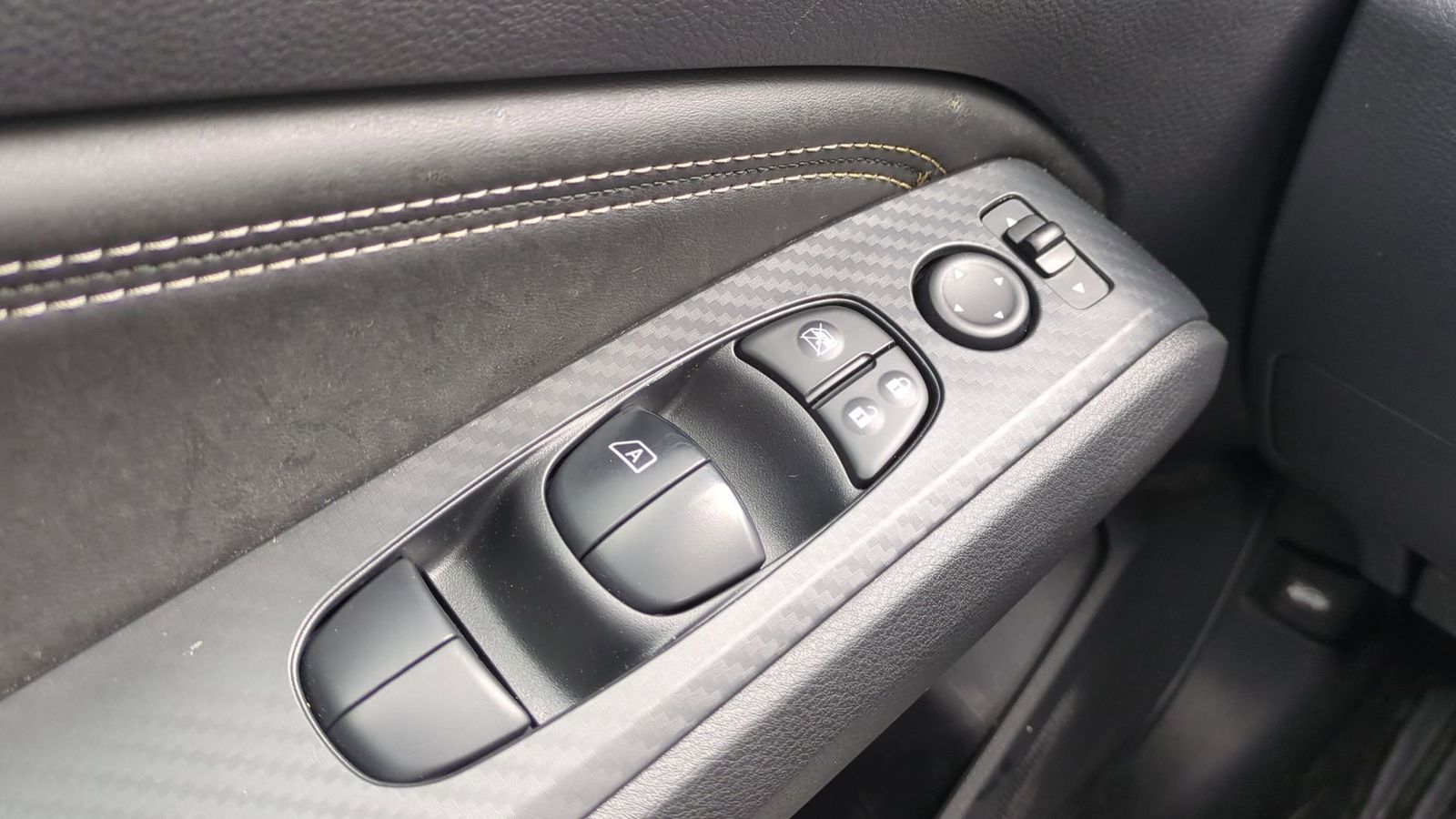 Thumbnail: 2020 Nissan Altima - 34