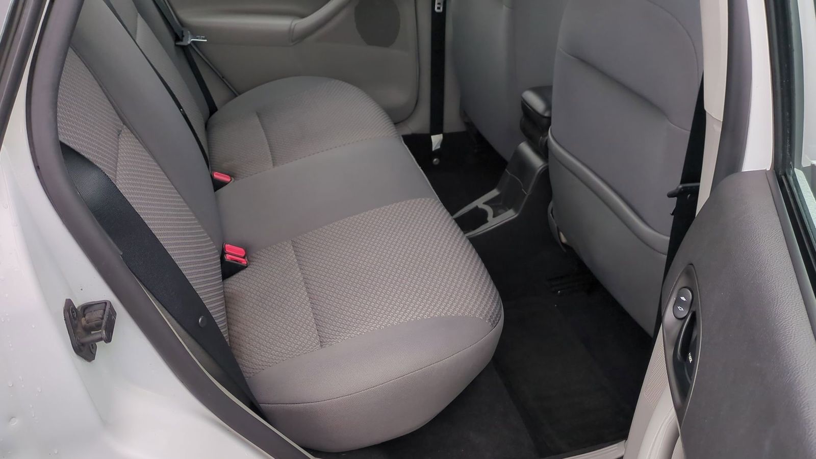 Thumbnail: 2007 Ford Focus - 19