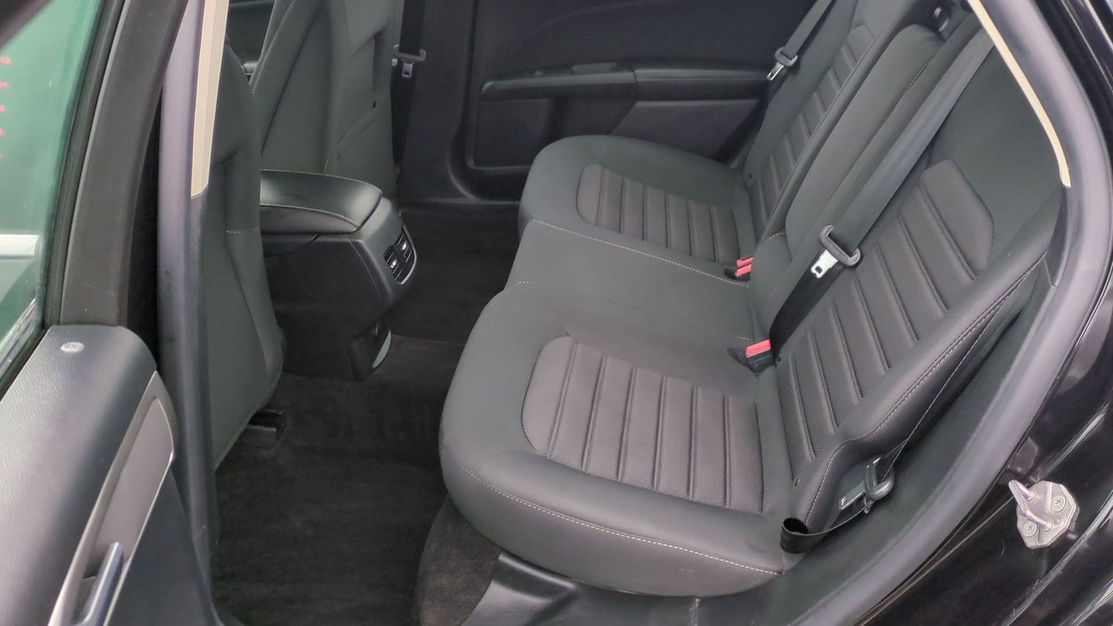 Thumbnail: 2020 Ford Fusion - 19