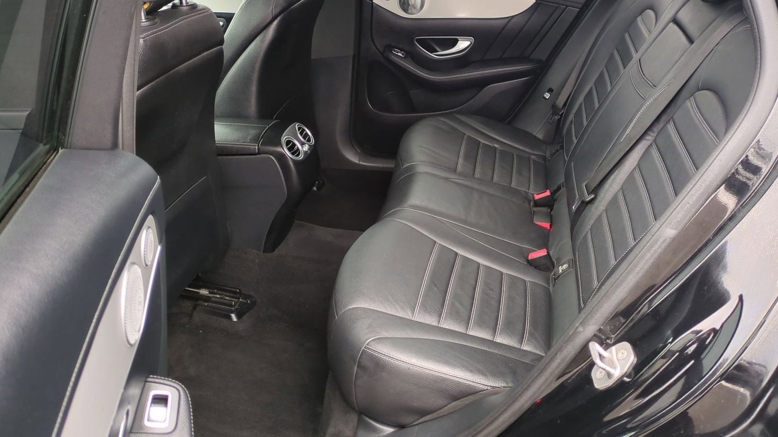 Thumbnail: 2017 Mercedes-Benz GLC - 19