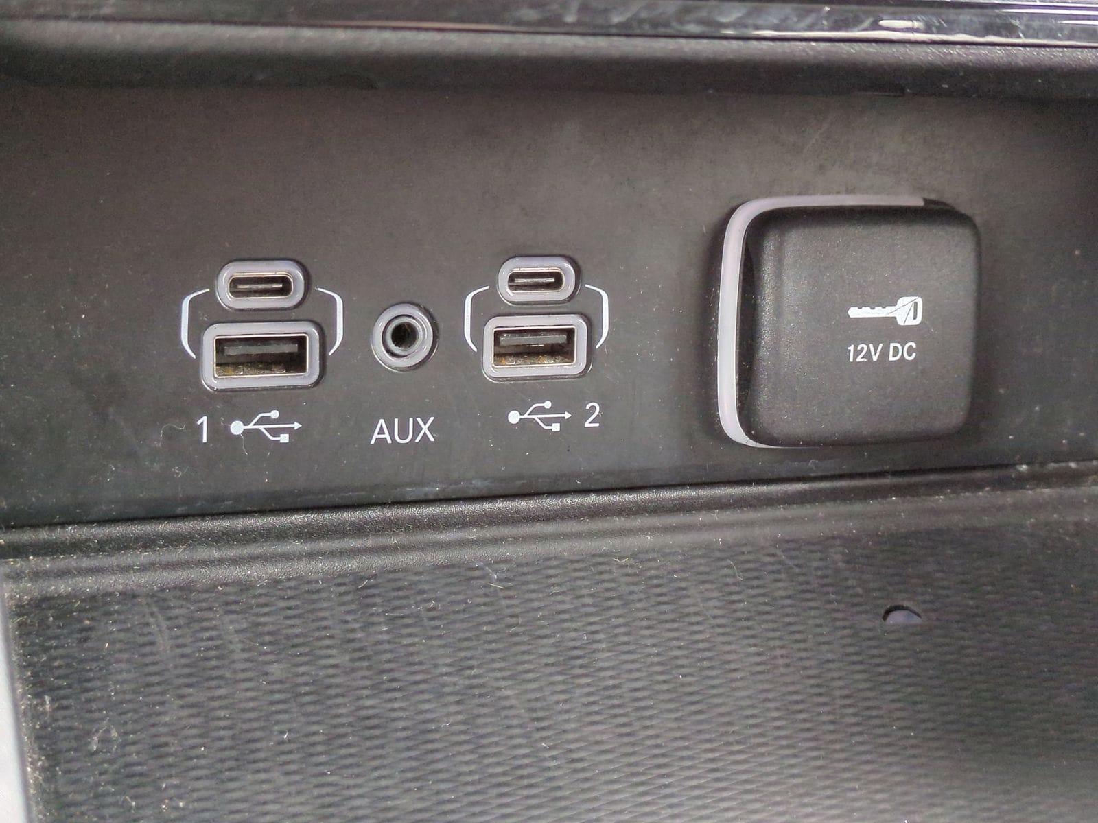 Thumbnail: 2023 Jeep Grand Cherokee - 37