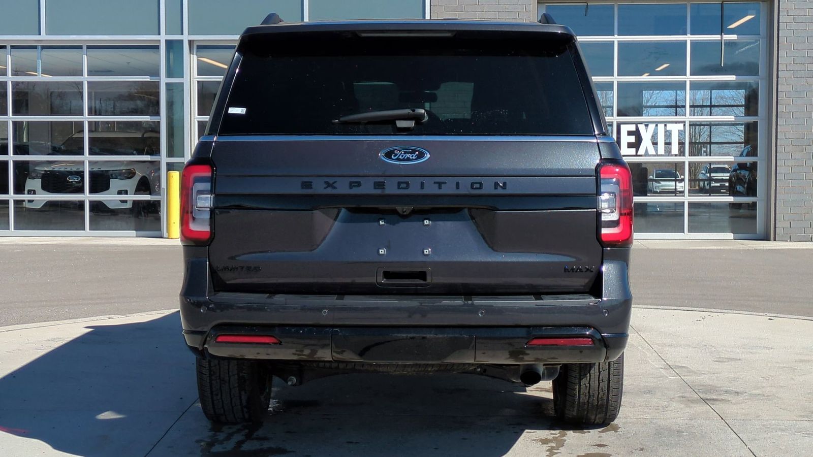 2024 Ford Expedition MAX Limited photo 4