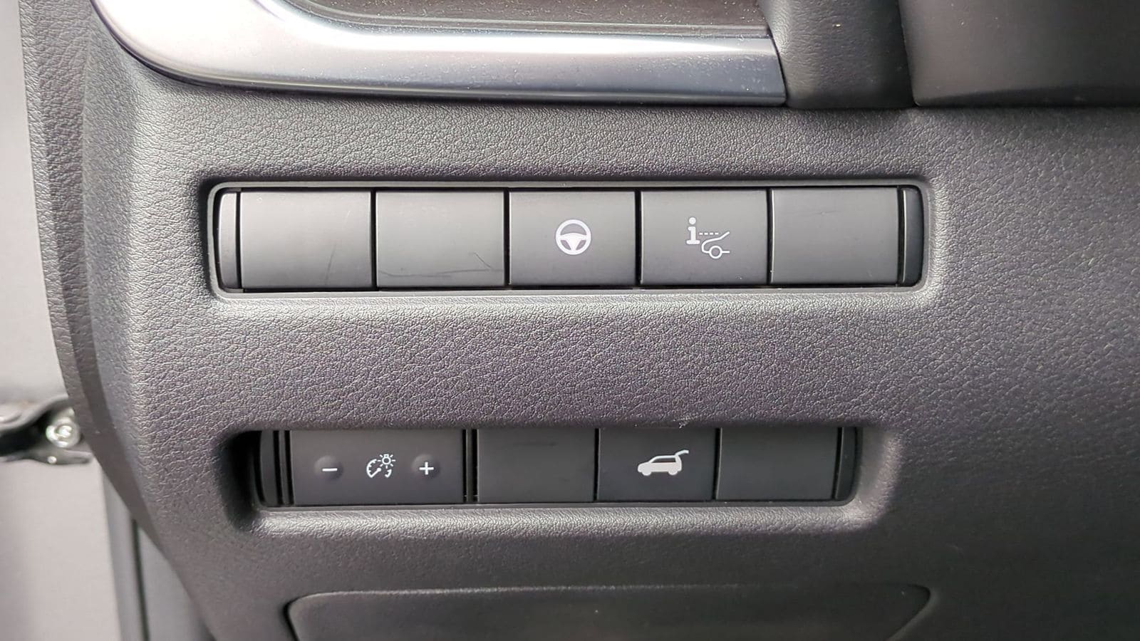 2021 Nissan Rogue Platinum 19