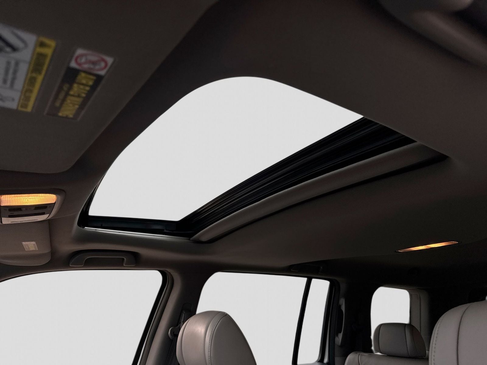 Thumbnail: 2010 Honda Pilot - 16