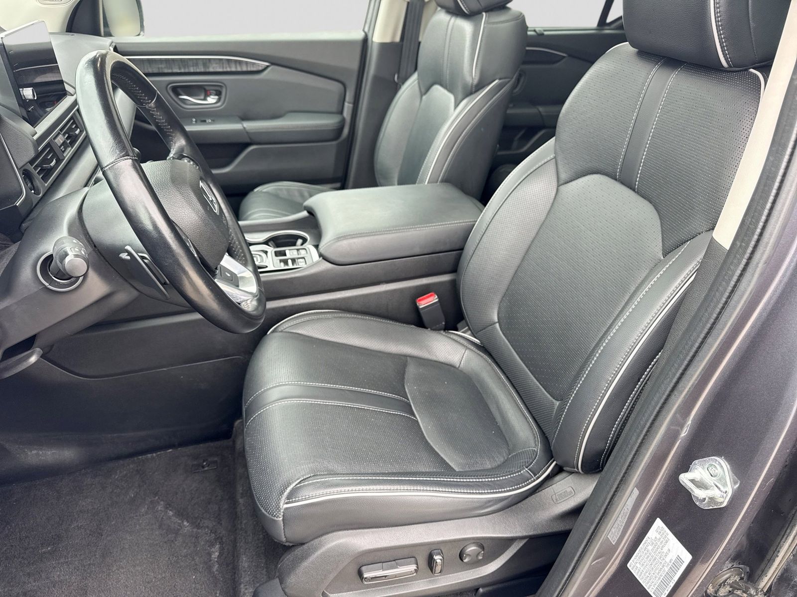 Thumbnail: 2023 Honda Pilot - 16