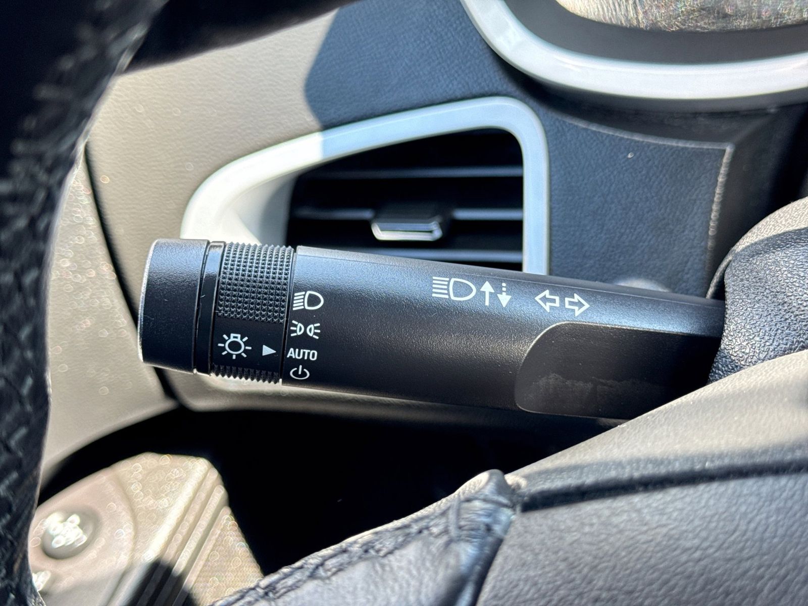 Thumbnail: 2017 Chevrolet Equinox - 24