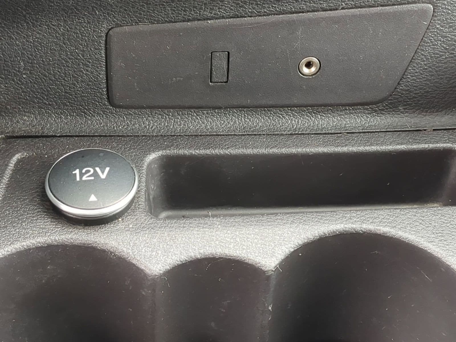 Thumbnail: 2015 Ford Transit Series - 26