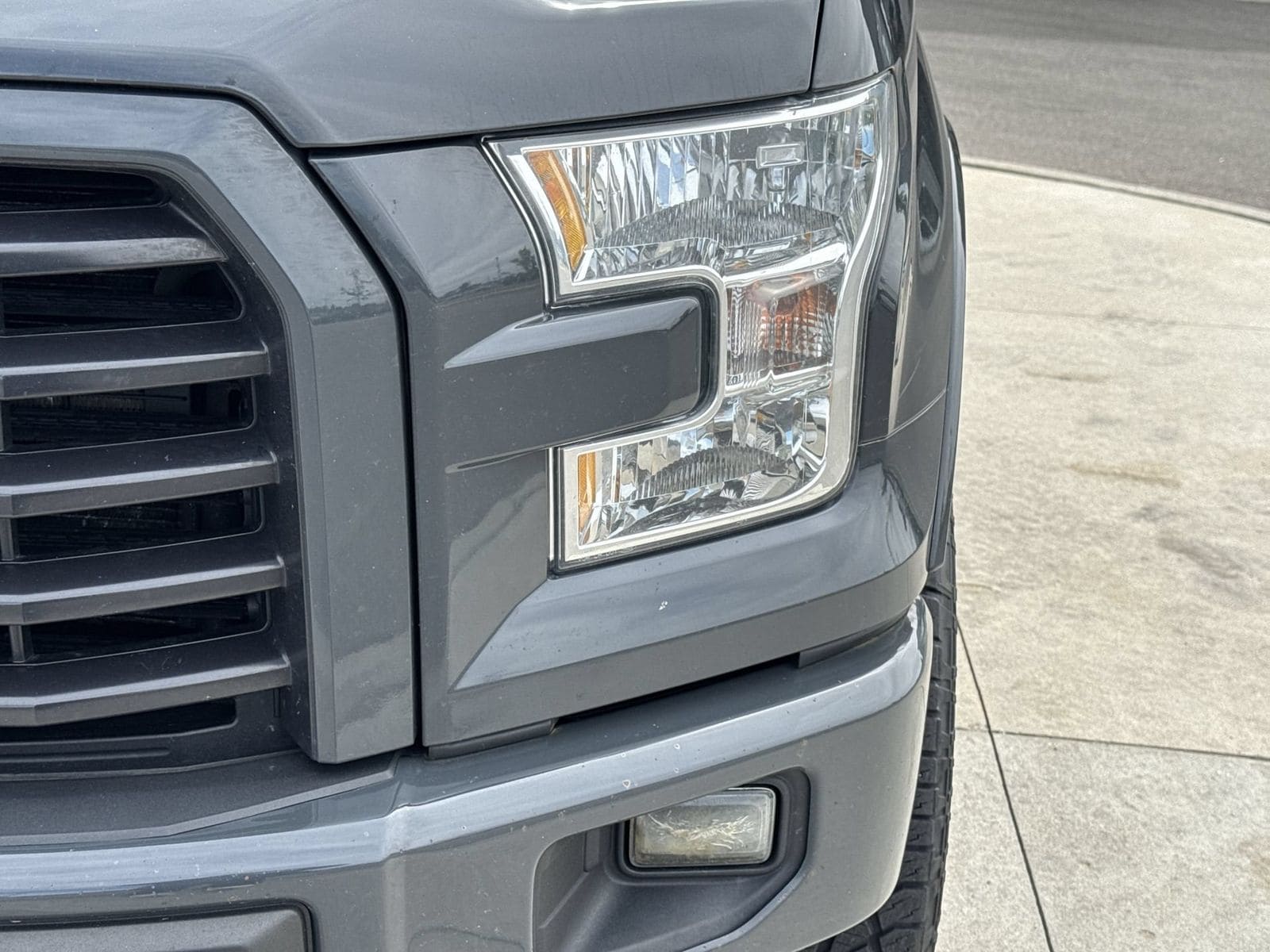 Thumbnail: 2017 Ford F-150 - 13