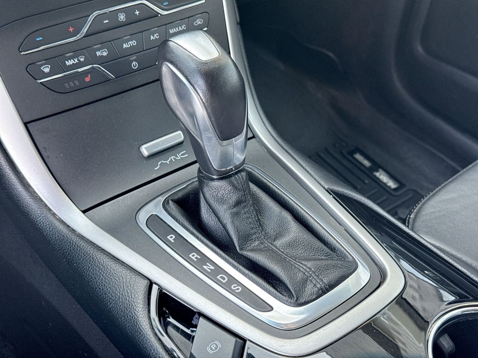 Thumbnail: 2017 Ford Edge - 33