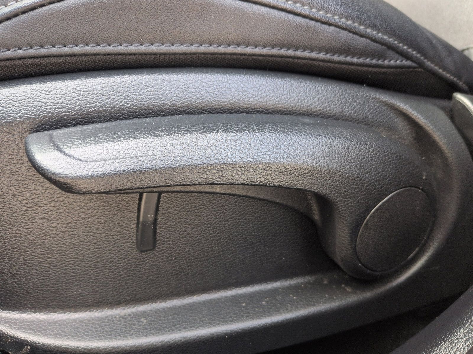 Thumbnail: 2023 Kia Seltos - 20