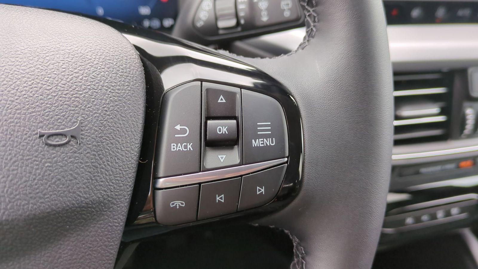 Thumbnail: 2024 Ford Escape - 22