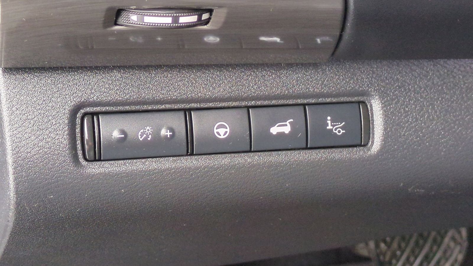 Thumbnail: 2022 Nissan Pathfinder - 16