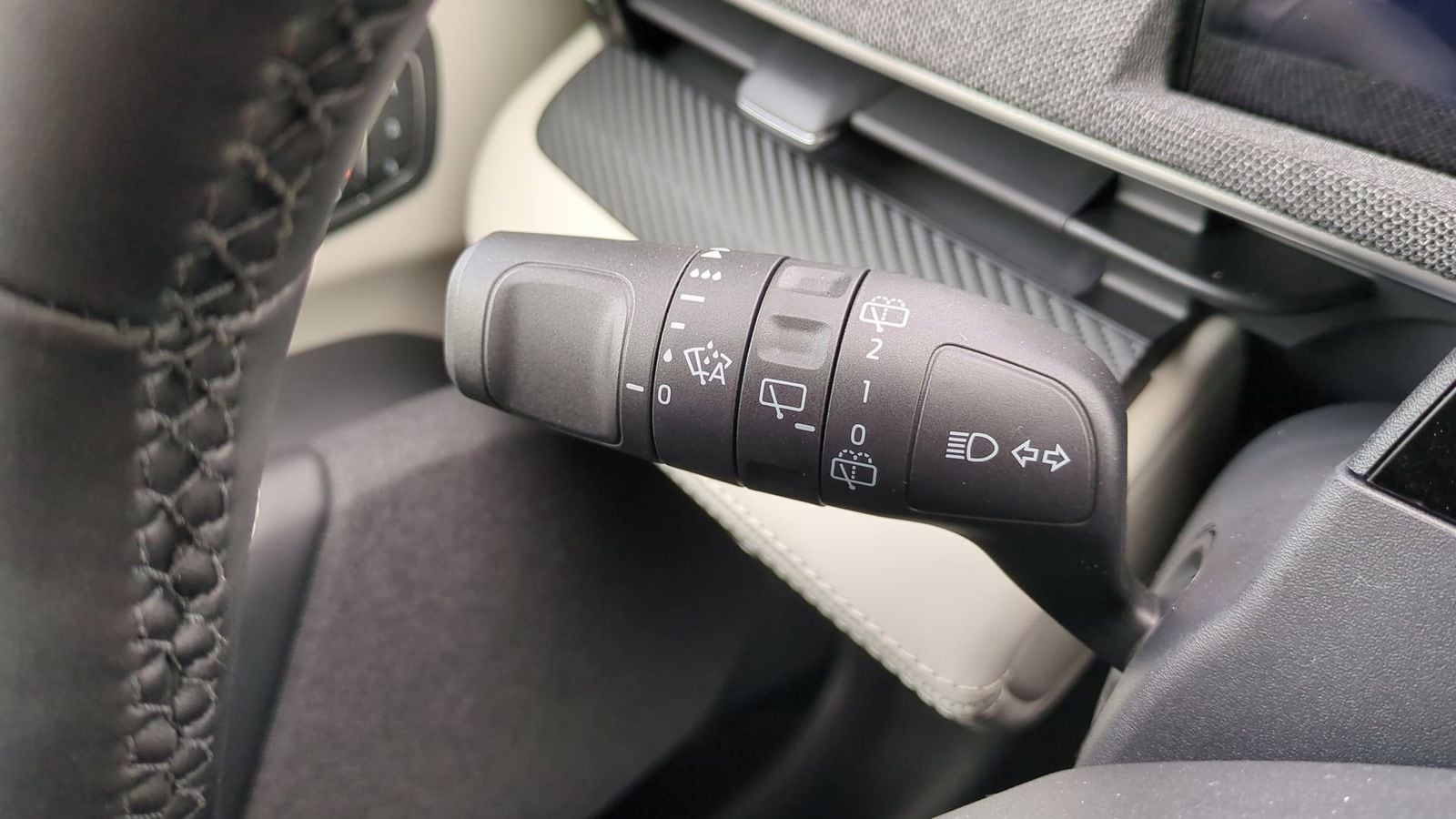 Thumbnail: 2025 Ford Mustang Mach-E - 25