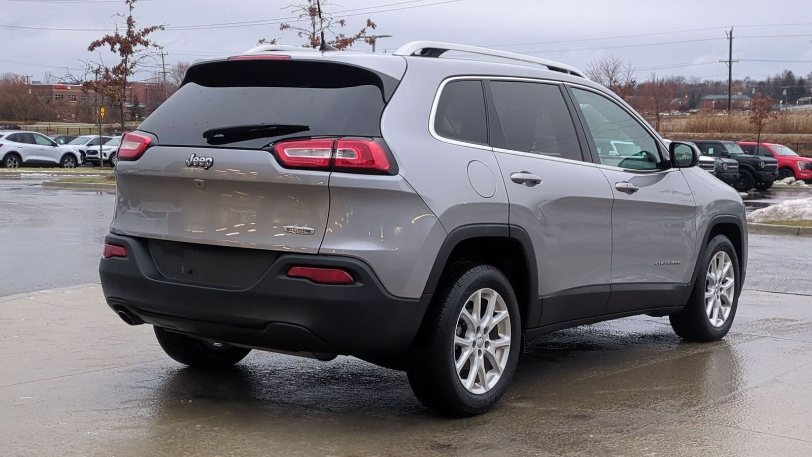 Thumbnail: 2016 Jeep Cherokee - 6