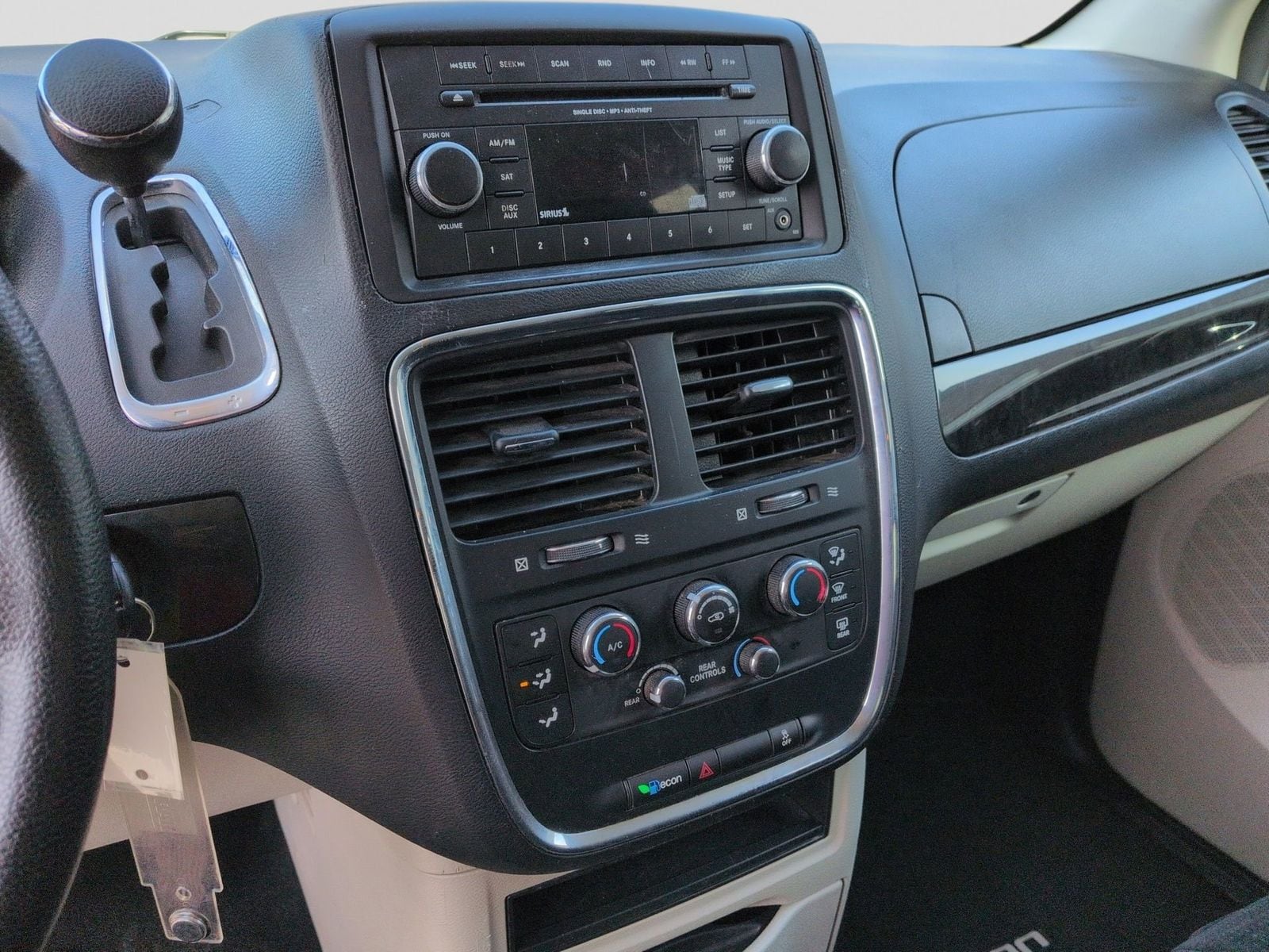 Thumbnail: 2013 Dodge Grand Caravan - 33