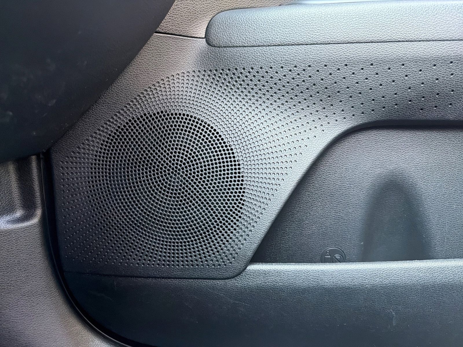 Thumbnail: 2021 Kia Forte - 31