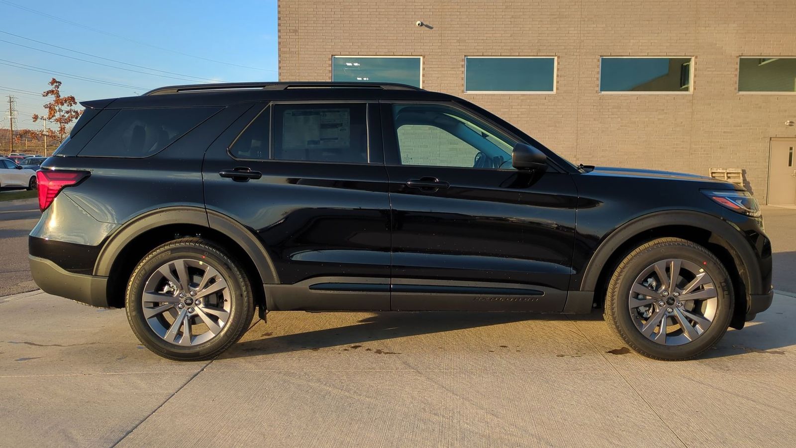 Thumbnail: 2026 Ford Explorer - 7