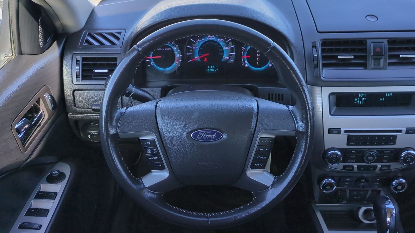 Thumbnail: 2012 Ford Fusion - 23