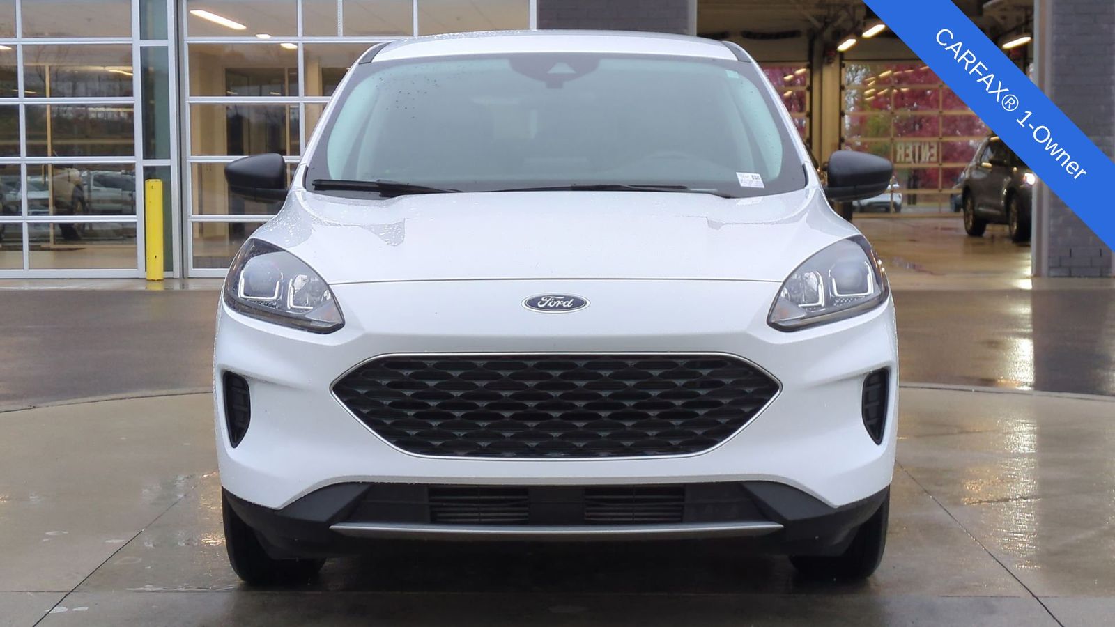 Thumbnail: 2022 Ford Escape - 10